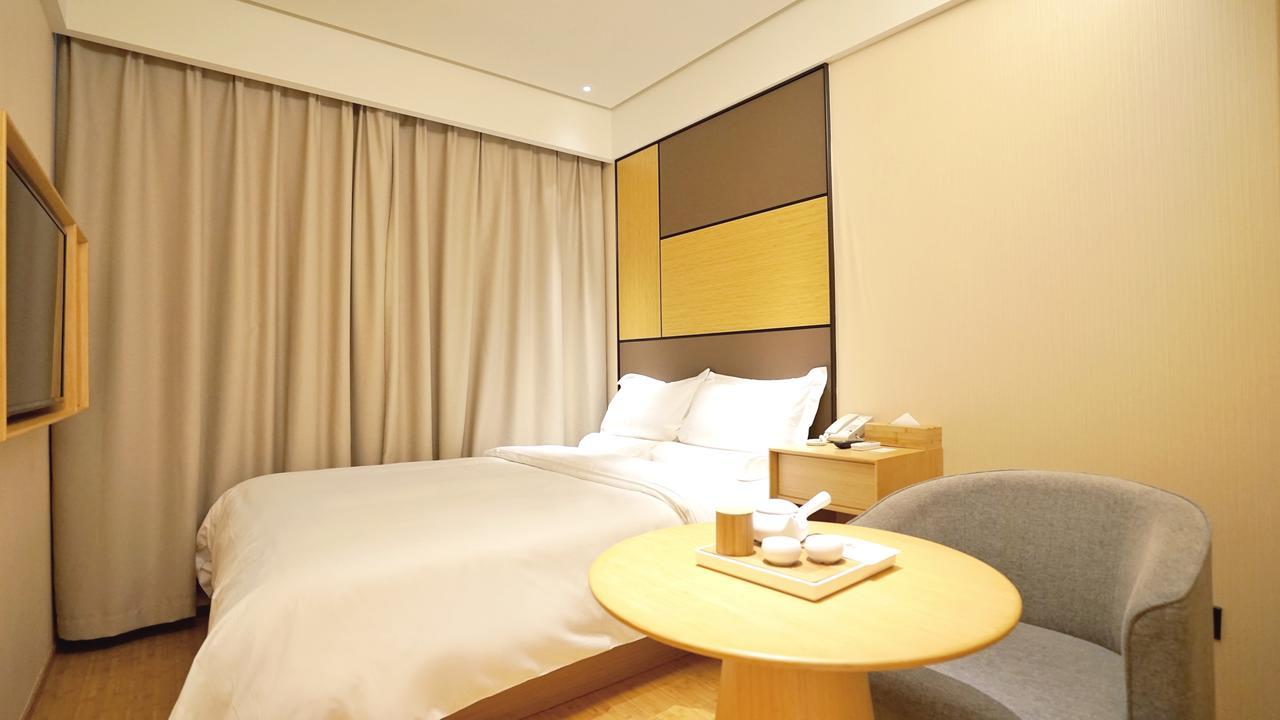 Ji Hotel Shanghai Bund East Nanjing Road Pedestrian Street Экстерьер фото